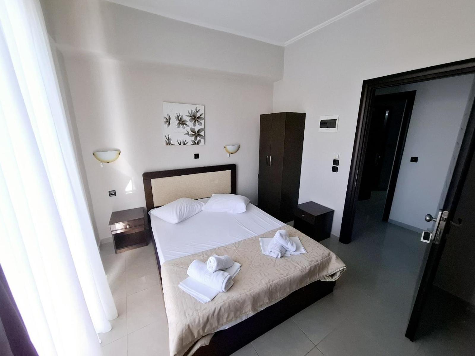 Hotel Akrothalassia 2*